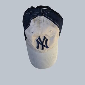 Fan Favorite Blokecore New York Yankees Hat OSFM Two Tone Sporty Navy Tan